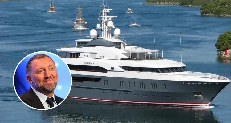 БЯГАЙКИ ОТ САНКЦИИТЕ: Яхта на руския олигарх Олег Дерипаска акостира край турски курорт