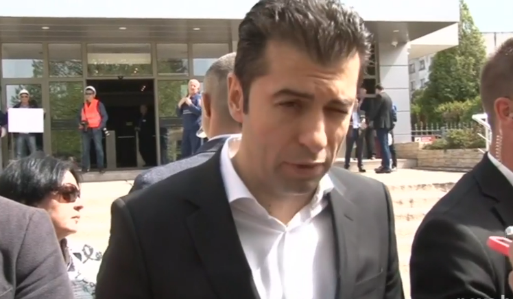 Кирил Петков: Българска делегация от 4-те партии в коалицията заминава за Киев