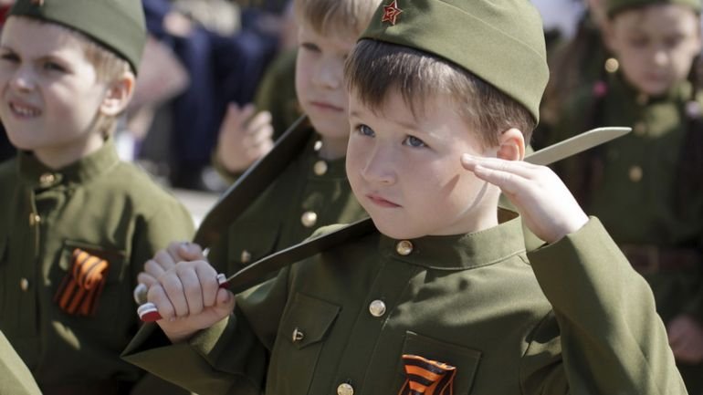 ПРОПАГАНДА: В Русия търсят копирайтъри на патриотични текстове