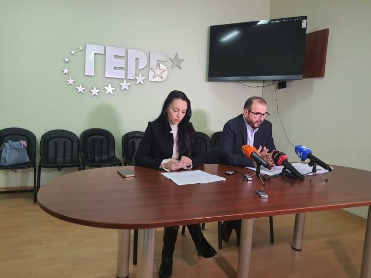 Депутати от ГЕРБ/СДС-Варна: „Промяната“ постави във фризера развитието на общините