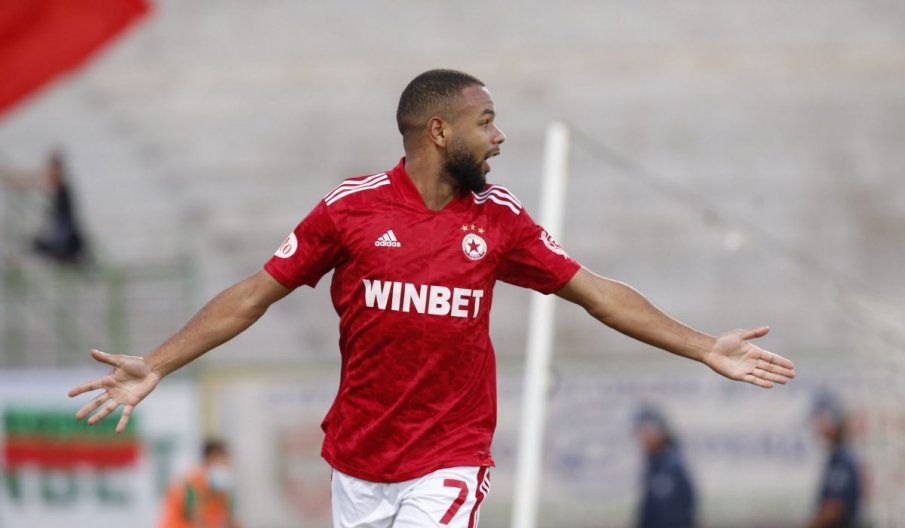 Баи проговори за кошмарния сблъсък с Вуцов