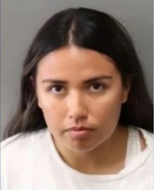 Учителка по плуване съблазни свой ученик - ето какво последва