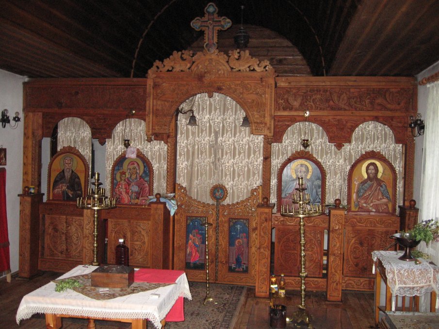 В Градешкия манастир пазят Благодатен огън от миналия Великден