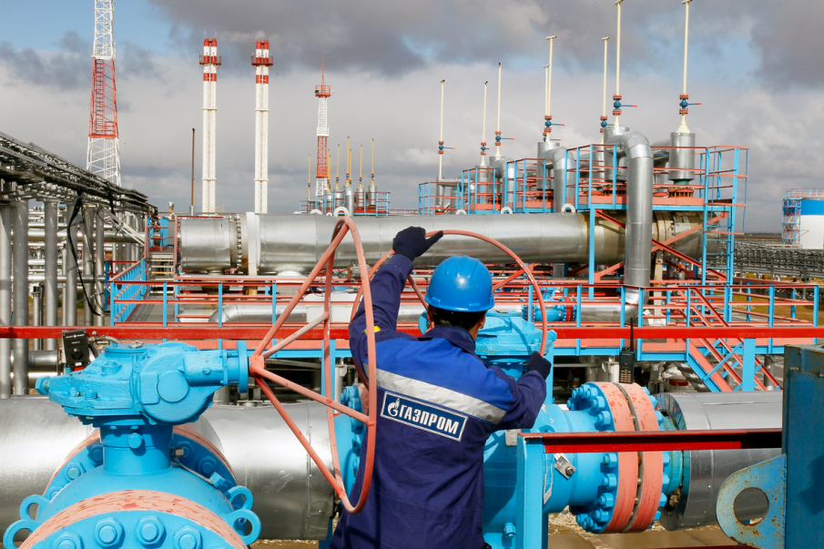 Най-голямата полска петролна рафинерия прогнозира двойно по-скъп газ