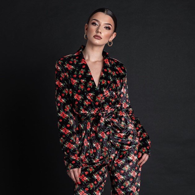 Ния-Косара с разкрития за кокошарника в Ергенът