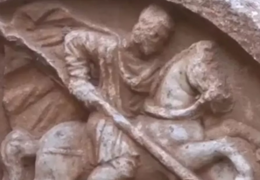 Саркофаг с телохранител на император Диоклециан е открит в Турция