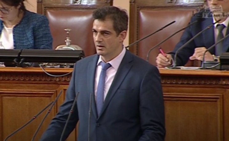 Шефовете на енергийни дружества: България може да излезе с минимални щети от кризата с газа