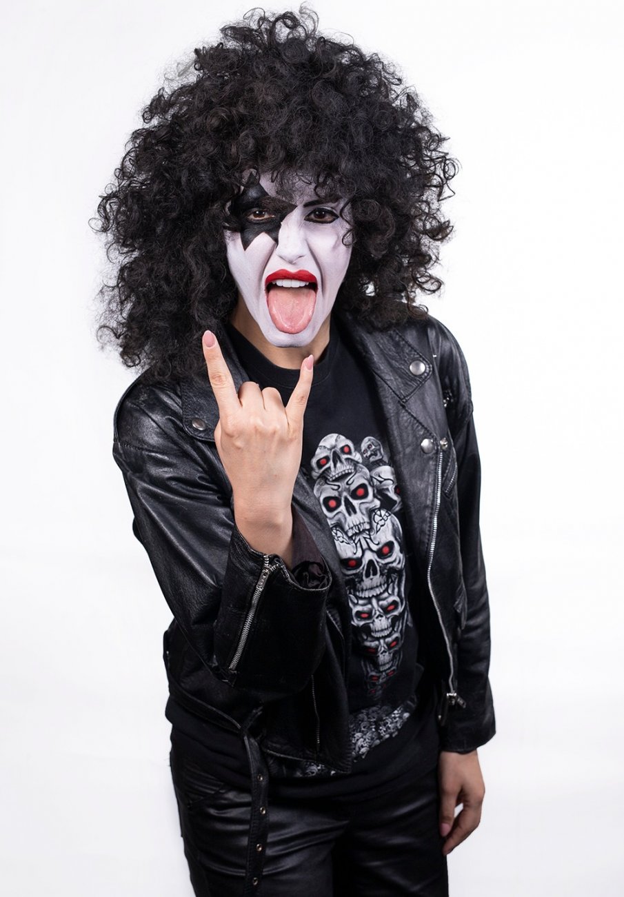 МИСТЕРИЯ: Анелия крие, че е била в болница за операция