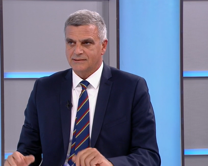 Стефан Янев: Кирил Петков е невежа по темата Северна Македония