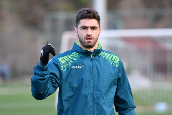 Капитанът на Черно море точи сабята на Левски