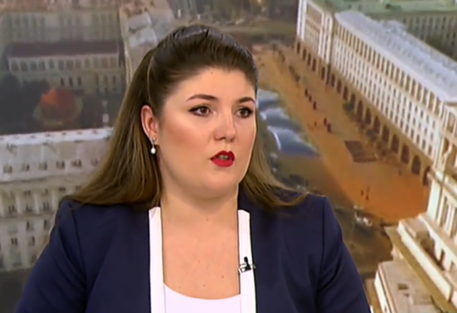 ОБЕЩАНИЯ АНГРО - Венеция Ангова от ПП: Правителството ще осигури на гражданите отстъпка от цените на горивата