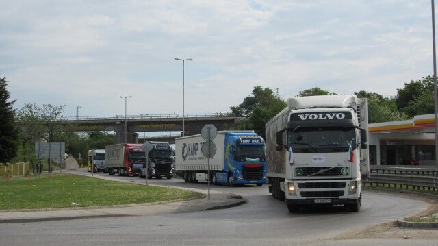Протестиращите превозвачи се изтеглят от входа на София, за сряда е насрочен нов протест