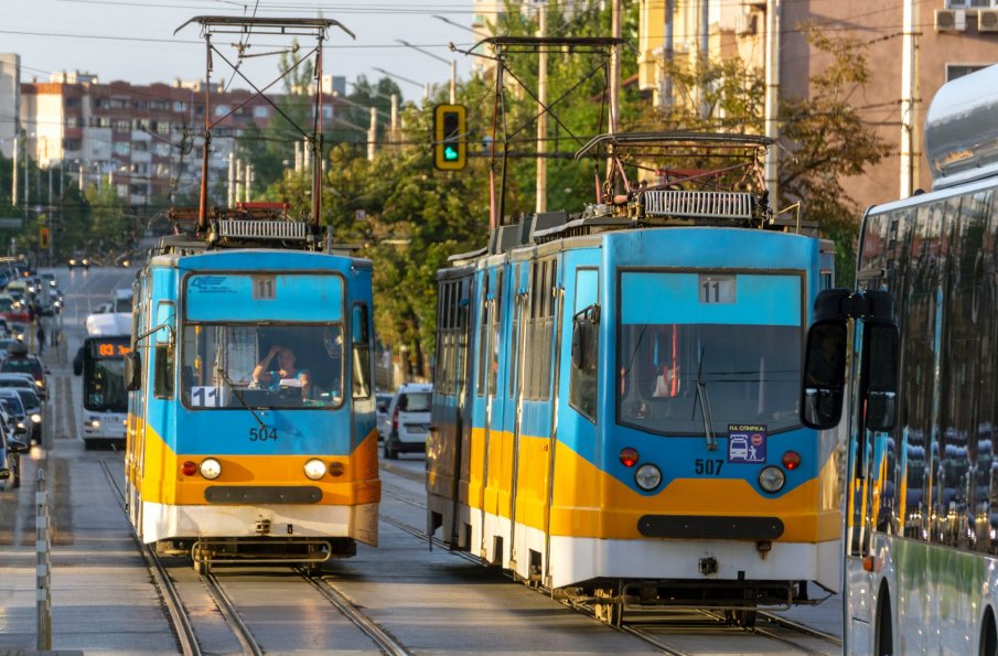 ВАЖНО: Ремонт променя маршрутите на трамваи в София