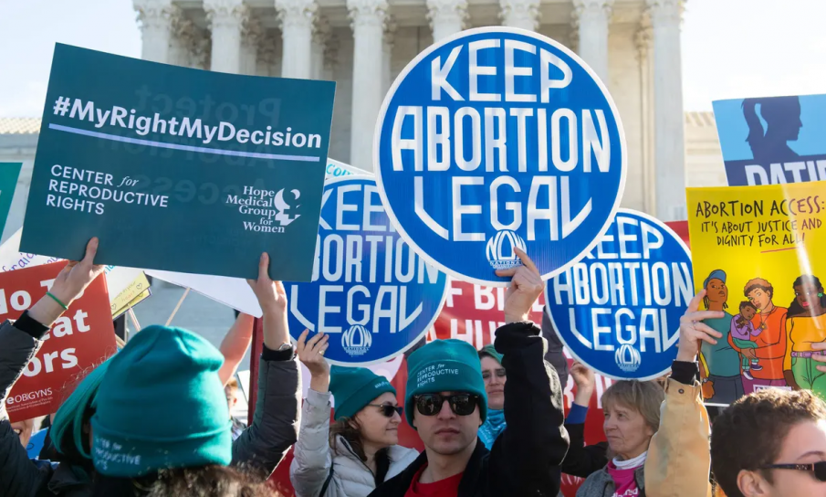 Масови протести в подкрепа на правото на аборт в САЩ