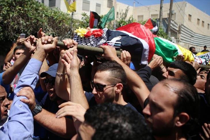 Десетки са ранени при сблъсъци в Ерусалим след погребение на палестинец