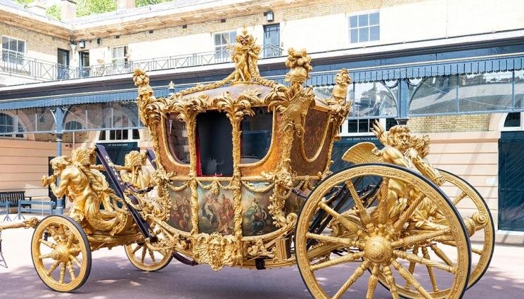 Златната каретата на Елизабет II навъртя 260 години