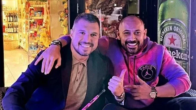 НАДУШИХА СЕ! Валери Божинов рекламира пломбите на Ванко 1