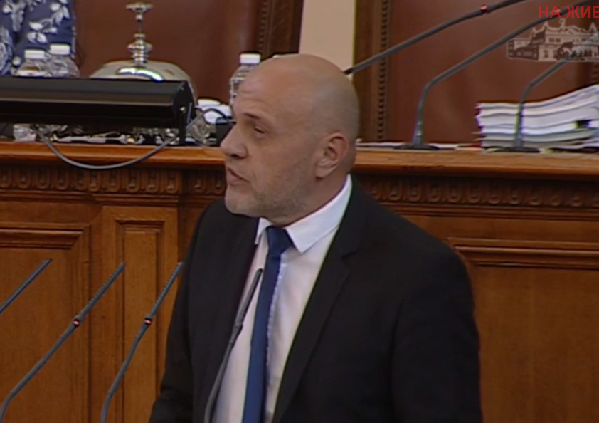 Томислав Дончев предлага: Да се организира борса за покупка и продажба на депутати