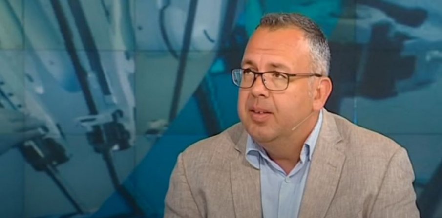 Шефът на Майчин дом проф. Иван Костов: COVID-19 протича по-тежко при бременните