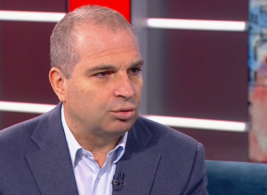 Гроздан Караджов: 600 млн. лв. от 650 вече са изплатени на пътните фирми, до 10 дни приключва ремонтът на Витиня