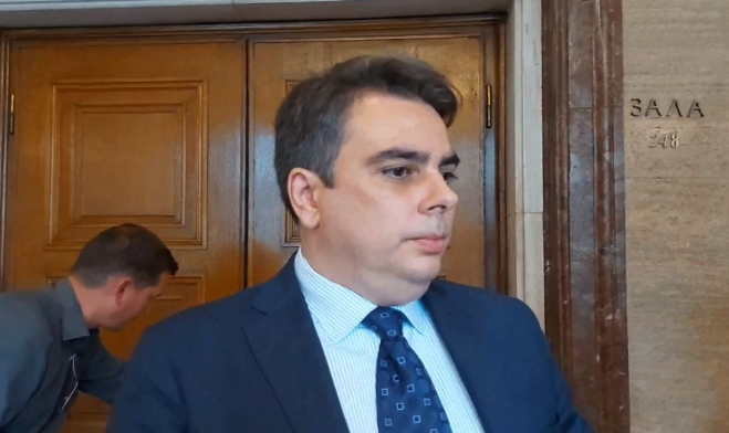 Започва седмицата, в която ще стане ясно ще има ли кабинет Василев