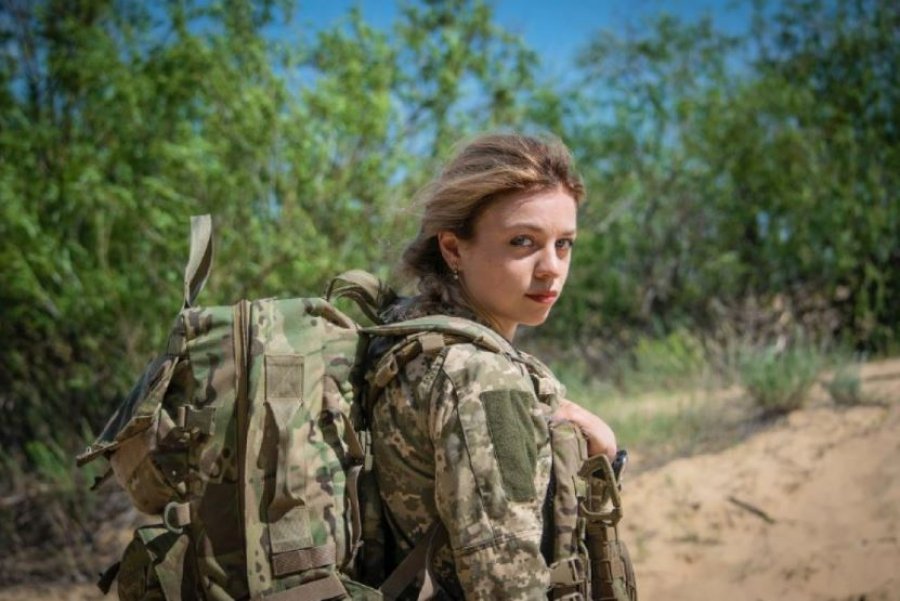 ОТ ПЪРВО ЛИЦЕ: Украинска военнопленница от Мариупол с разтърсващ разказ за разпитите в руски плен