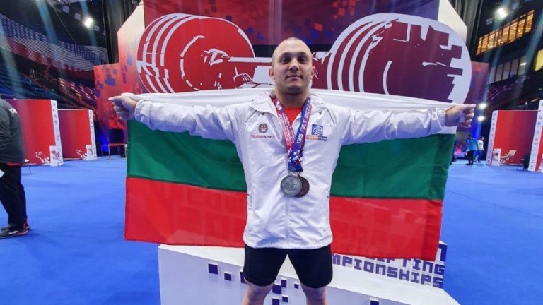 Валентин Генчев ни донесе трето злато на Европейското по вдигане на тежести