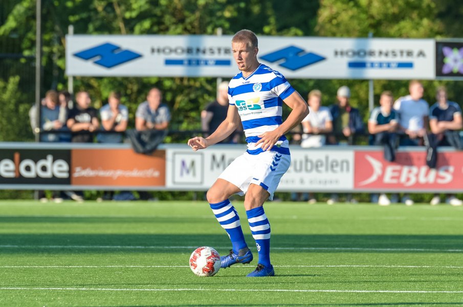 Ботев (Пд) започна селекцията за Европа с холандски защитник