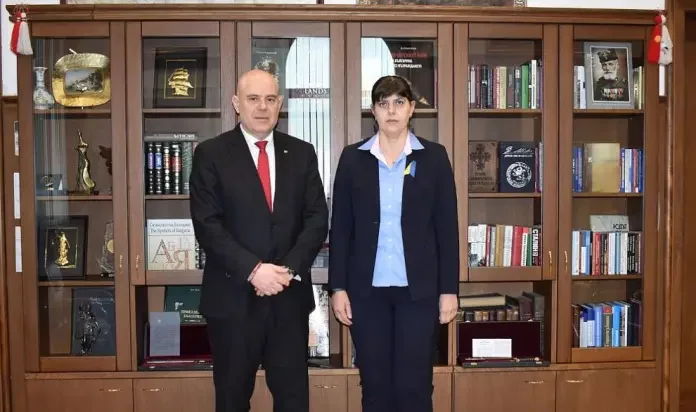 Гешев се среща на четири очи с Лаура Кьовеши