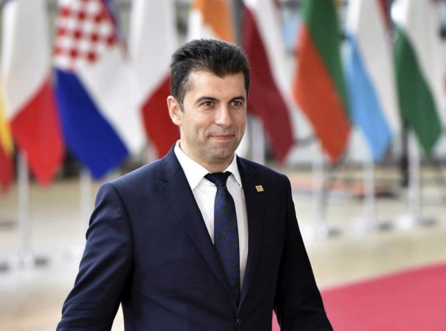 ВРЕЛИ-НЕКИПЕЛИ: Кирил Петков омая Световната банка със сценарий за значителен растеж на българската икономика