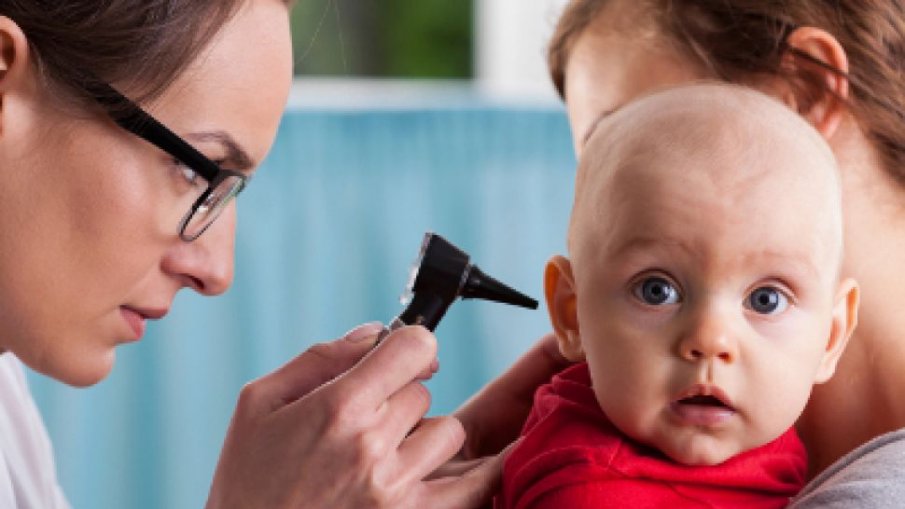 Драстичен скок на случаите на отит при деца у нас