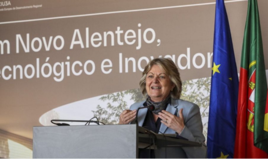 Премиерът Кирил Петков се среща с еврокомисаря Елиза Ферейра