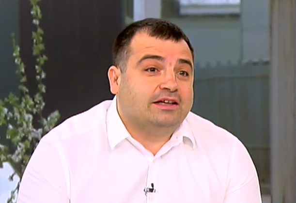 Депутат на Киро вбеси Виктор Николаев: Заплашват ме с изчезване или инфаркт
