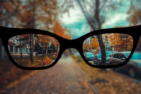 Вижте какви са симптомите за астигматизъм