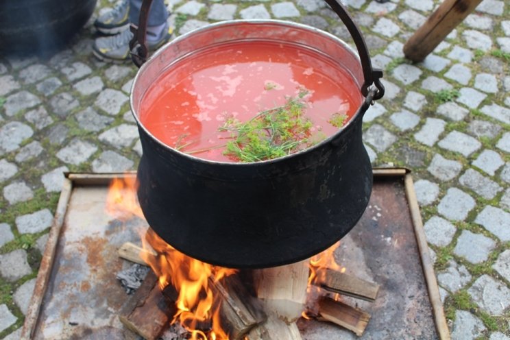 Тетевен домакин на празника на Тетевенската саламура