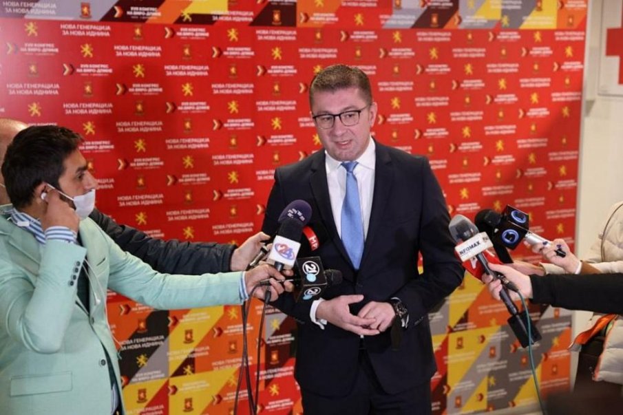 СКОПИЕ ПИСНА: Класически нокаут за македонската дипломация! Франция включва българските искания в преговорната рамка