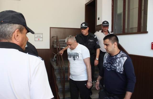 36 години затвора за убийците от Нареченски бани, изхвърлили съдружника си в бидон в река Чепеларска