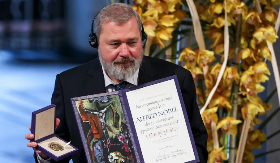 Руският журналист Дмитрий Муратов продаде Нобеловата си награда за над $103 млн.