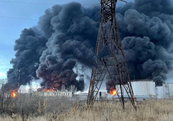 Нов ракетен обстрел срещу Одеса, руснаците унищожиха хранителен склад