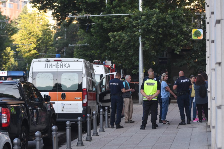 СТРАШНО НЕЛЕПО: Жена загина при пожар дома си в село Баня