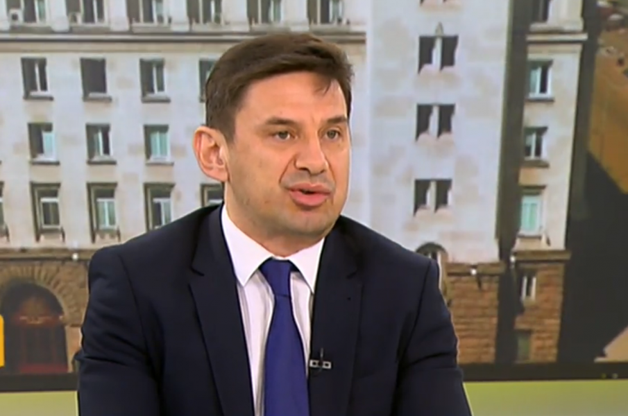 Халил Летифов: Мнозинството се самосвали, вече сме в процедурата на въртележката по Конституция