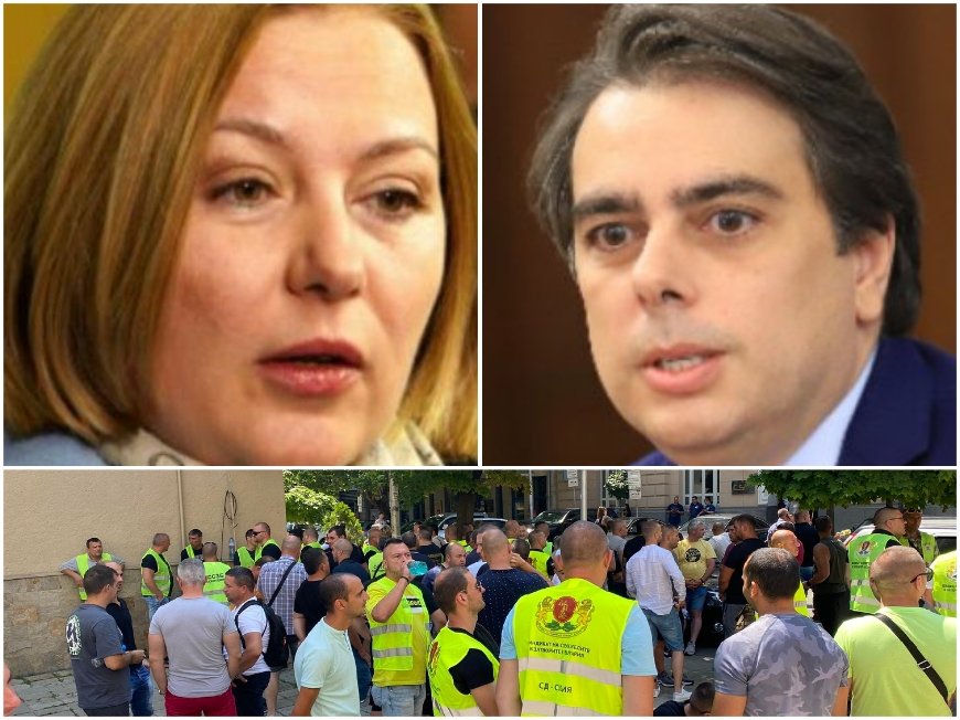 ПЪРВО В ПИК TV: Асен Василев и Надежда Йорданова на спешна среща заради протест на надзиратели пред Министерството на финансите (ВИДЕО/СНИМКИ)