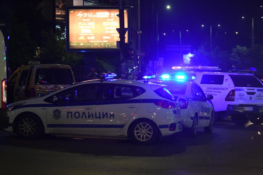 МЕЛЕ В СОФИЯ: Шофьор в неадекватно състояние предизвика тежка катастрофа с три коли