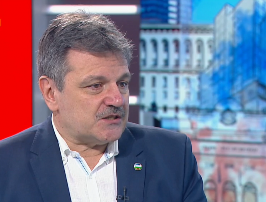 Д-р Александър Симидчиев: Важно е темпът на ваксинацията да се промени