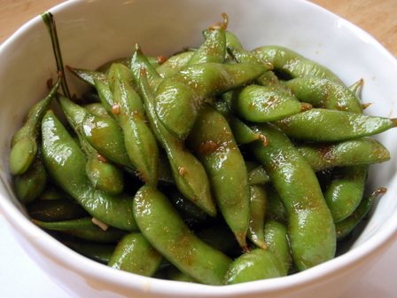 ВКУСНО И ПОЛЕЗНО: Какво е едамаме и как се яде