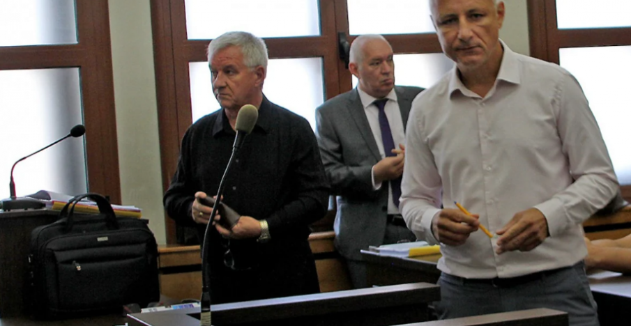 Адвокат не се яви на дело след катастрофа с убити, близките на загиналите: Това е гавра, юристът до съда: Не съм селскостопански работник