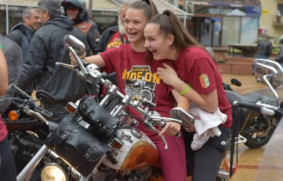 Баскетболистки яхнаха Харлита в Чепеларе