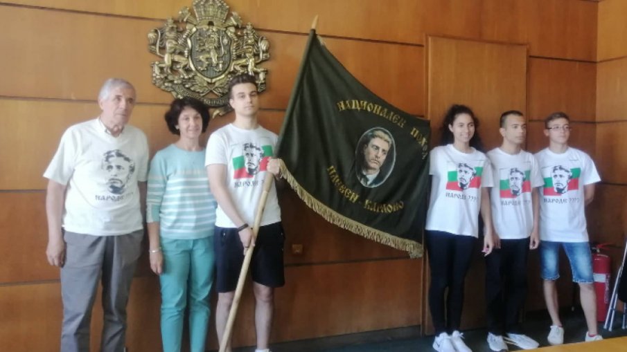 Рекорден брой участници в похода По стъпките на Апостола от Плевен до Карлово