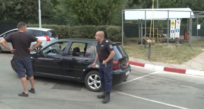 ИЗВЪНРЕДНО! Стрелба след преследване с коли на пътя София - Перник заради заем от 200 левеа