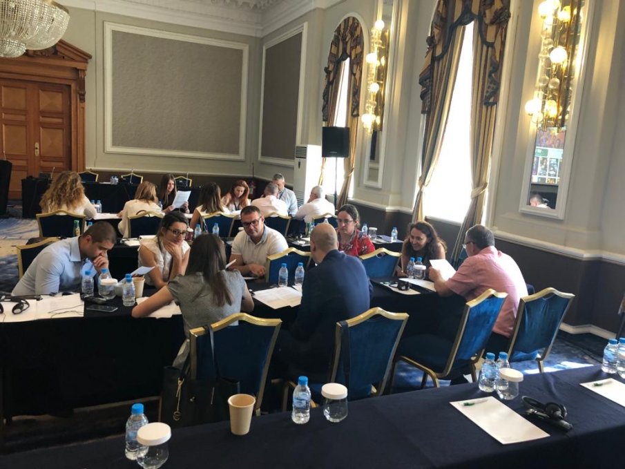 Кадри на ФБР обучават наши прокурори да борят цифровото пиратство и кибер-заплахите